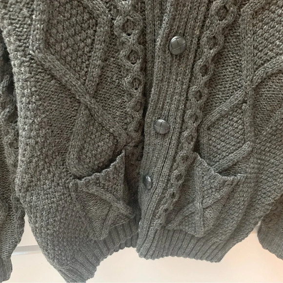 NWOT  Aran Crafts Men’s Shawl Charcoal Cardigan 100% Merino Wool L - Picture 11 of 12
